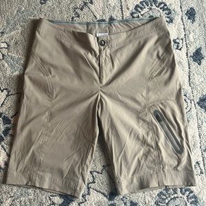 Columbia Shorts